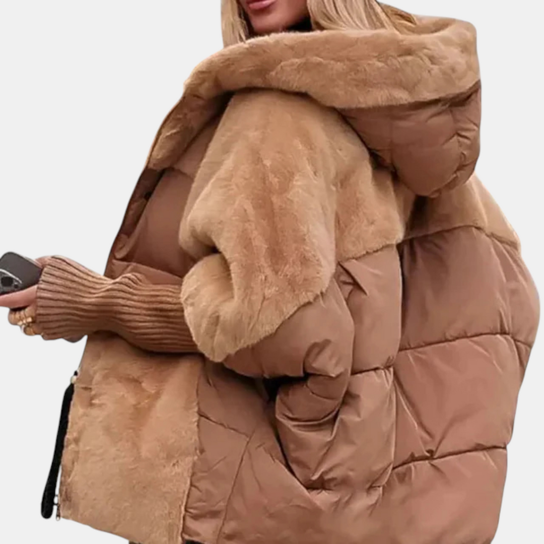 Špela - Prevelika jakna s kapuco in puhovko