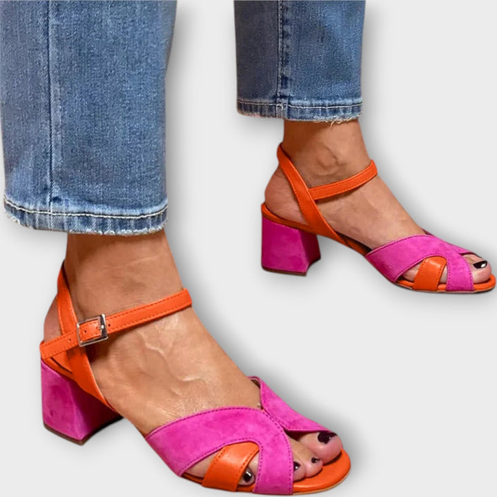 Žanira - Sandali s kvadratnim petom in trakom okoli gležnja