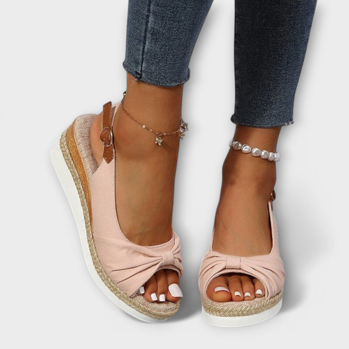 Dunja – Ortopedske Sandale za Udobnost i Podršku