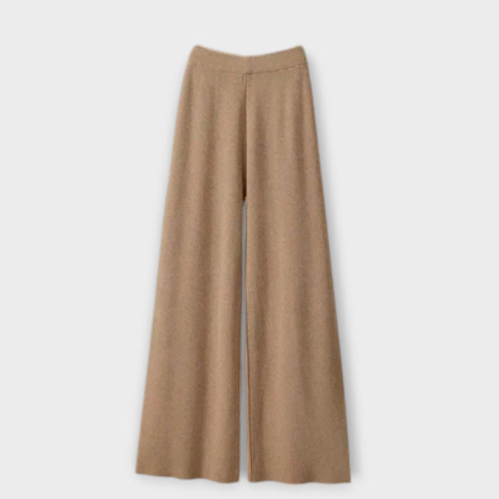 Viva - Vključuje Tri Kose: Majico, Bluzo In Hlače