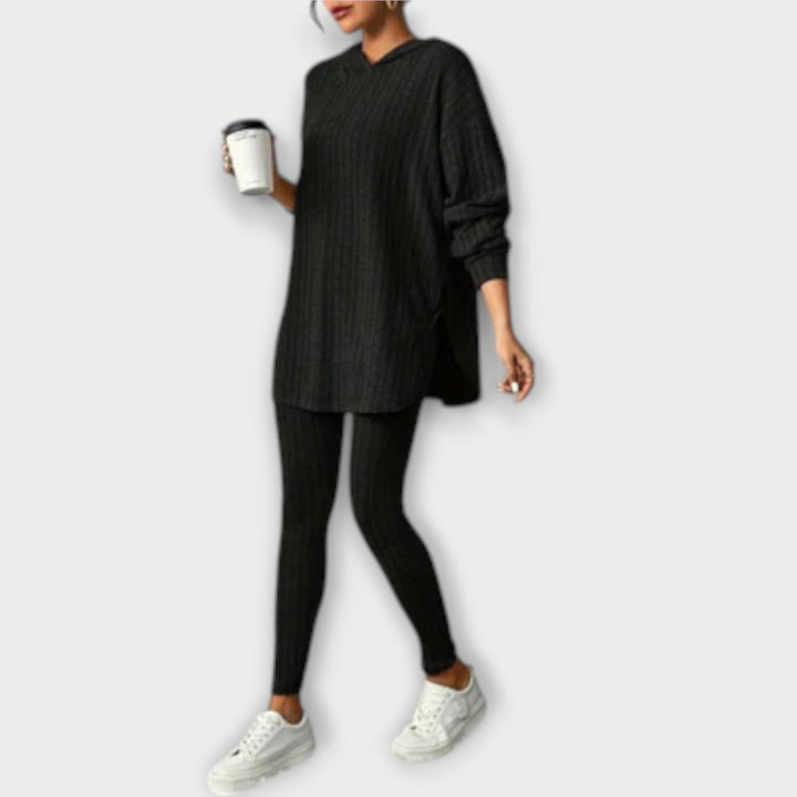 Nila - Dvodelni priložnostni komplet