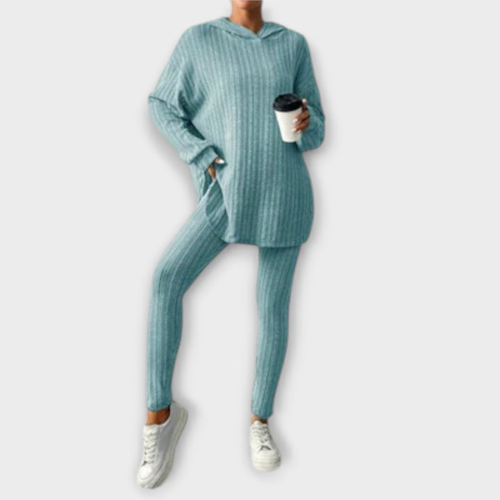 Nila - Dvodelni priložnostni komplet