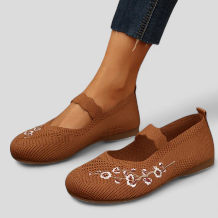 Darja - Balerine z vezenjem