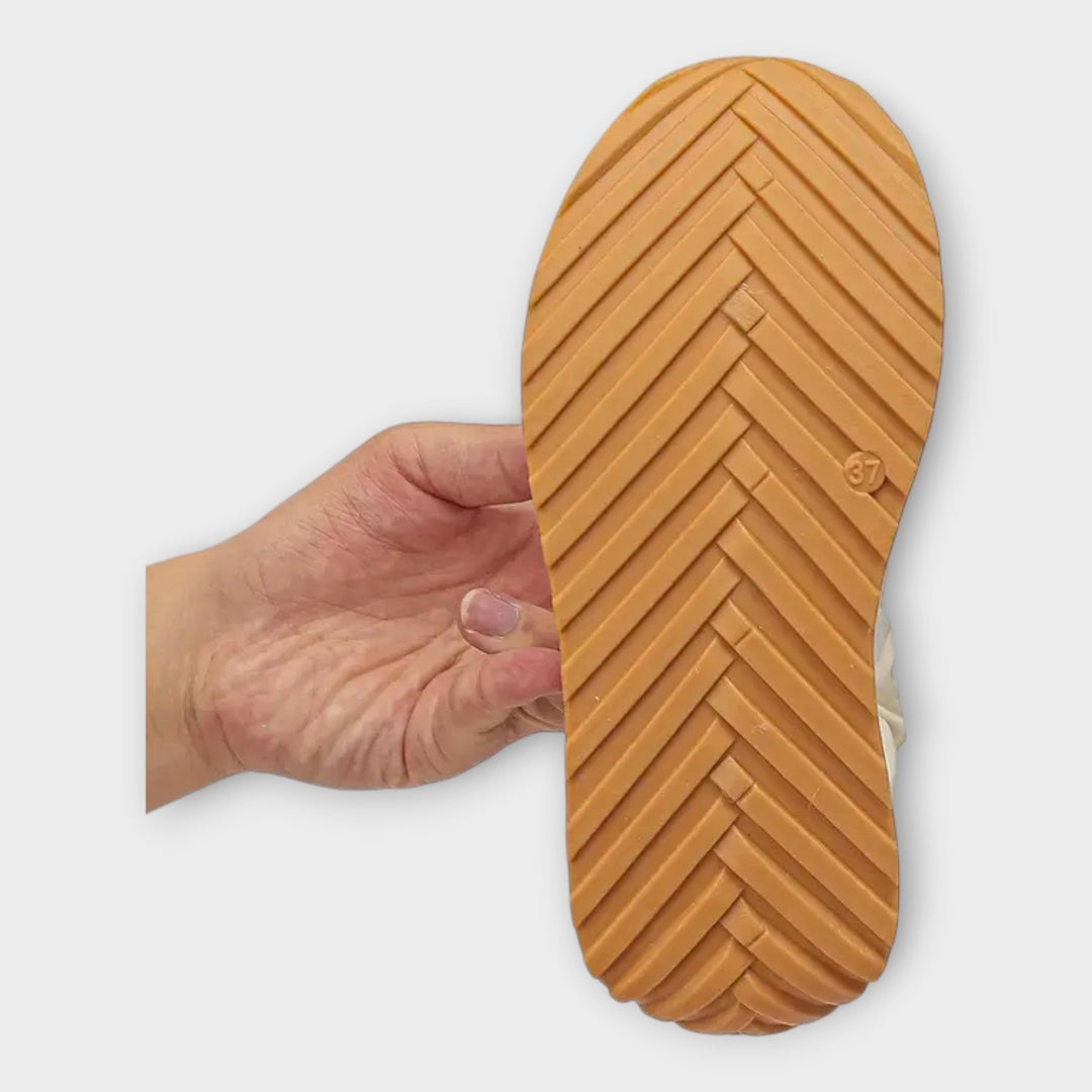 Šeluna - Športni čevlji z nastavljivim dizajnom