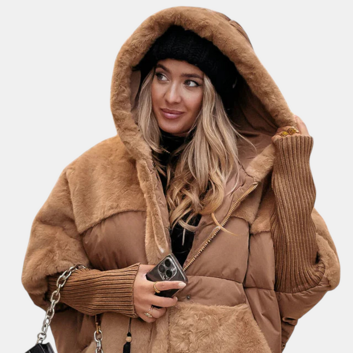 Špela - Prevelika jakna s kapuco in puhovko