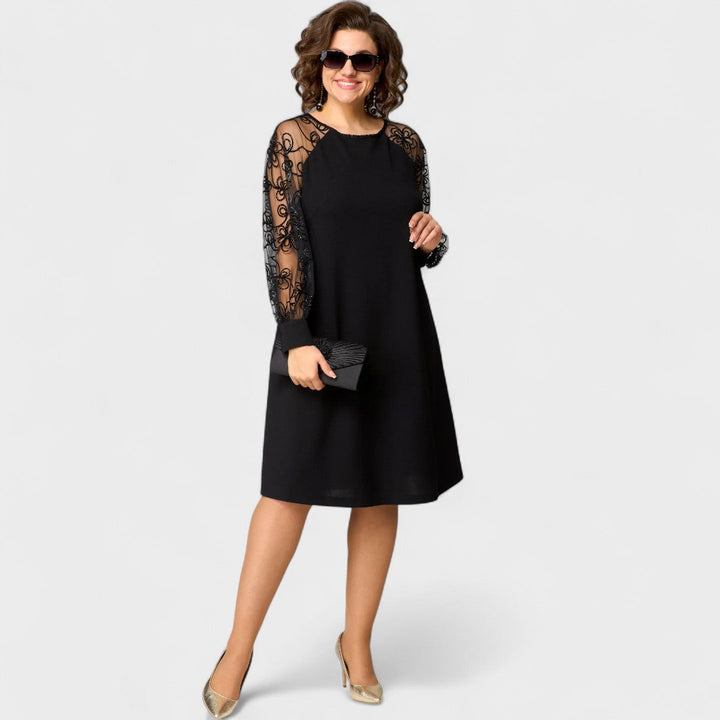 Danijela - Elegantna Obleka s Čipkastimi Detalji