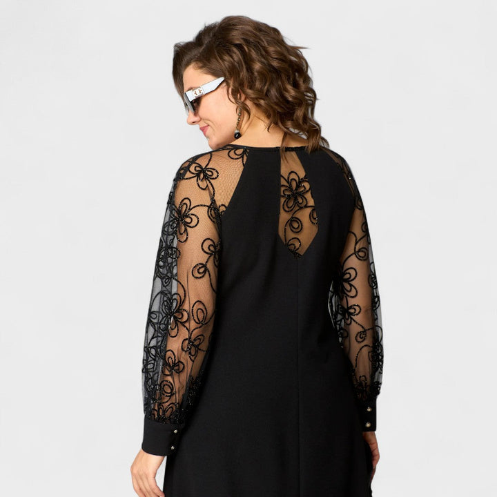 Danijela - Elegantna Obleka s Čipkastimi Detalji