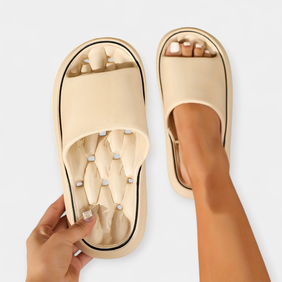 Anja - Copati Za Doma In Plažo S Protizdrsenim Podplatom