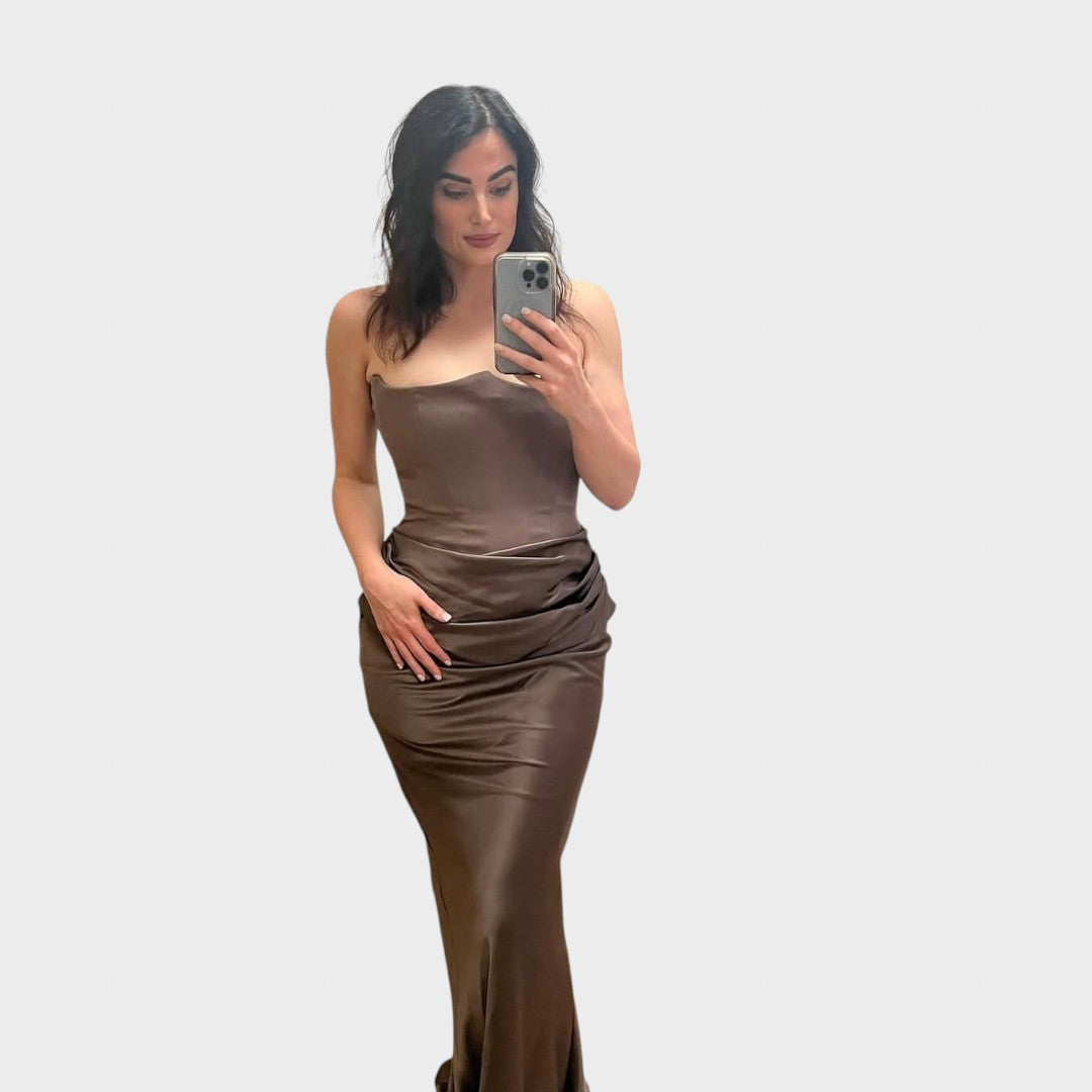 Lucija - Elegantna Dolga Obleka