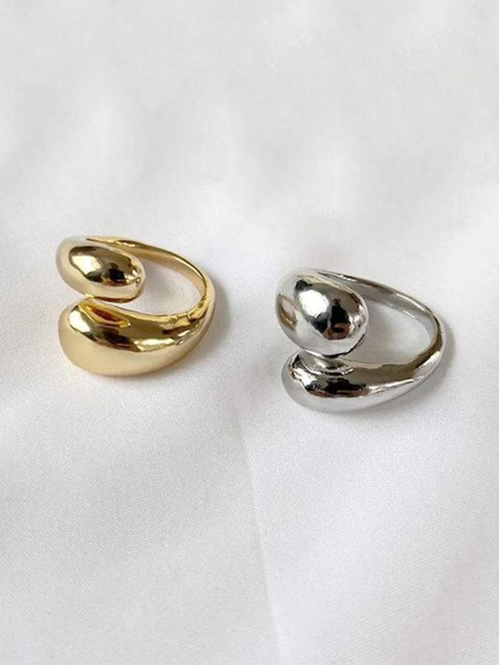 Vanja - Obsežen prstan za eleganten stil