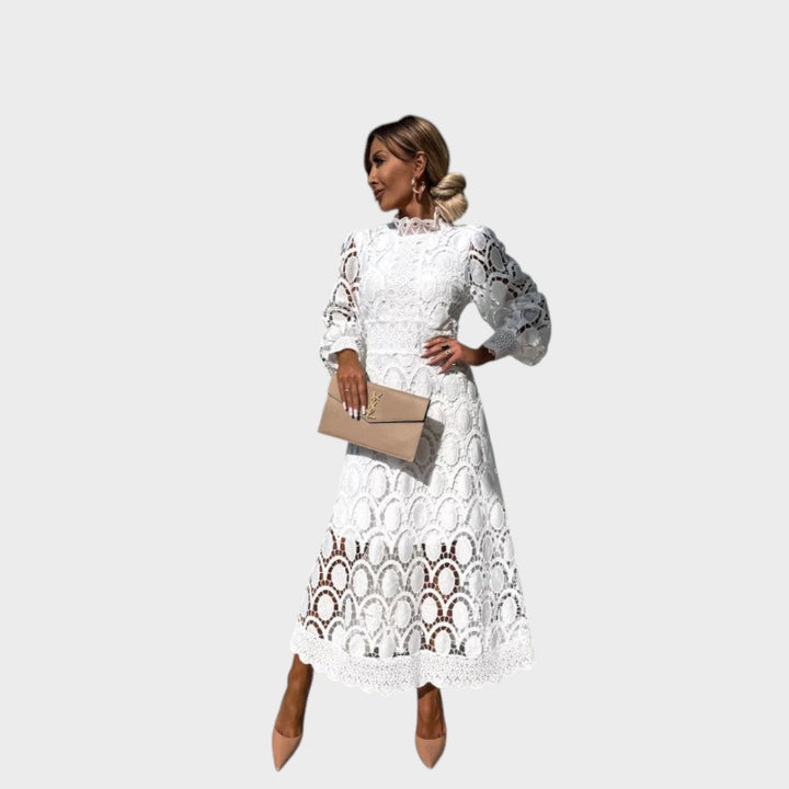 Danica - Čipkasta obleka s pufastimi rokavi in visokim ovratnikom