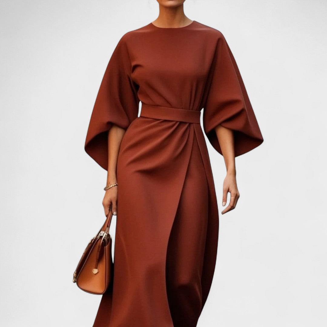 Sandra - Dolga obleka s pasom