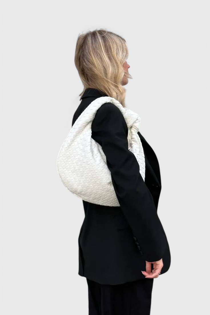 Lara - Torba za ramena s teksturo vzorca