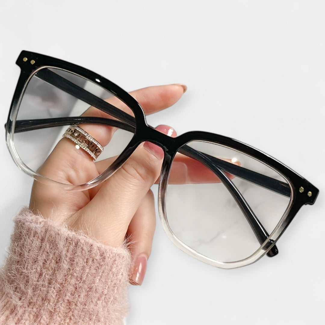 Antonija - Kvadratna Očala Proti Modri Svetlobi