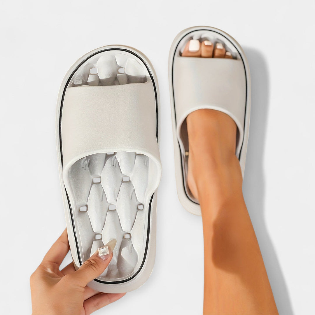 Anja - Copati Za Doma In Plažo S Protizdrsenim Podplatom