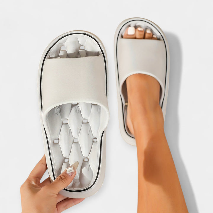 Anja - Copati Za Doma In Plažo S Protizdrsenim Podplatom