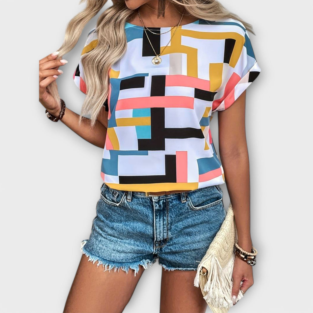 Marijeta – Šarena Bluza v Urbanem Stilu