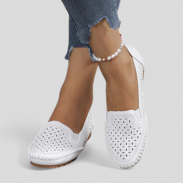 Marijana - Mokasini Z Geometrijskim Perforiranim Vzorcem