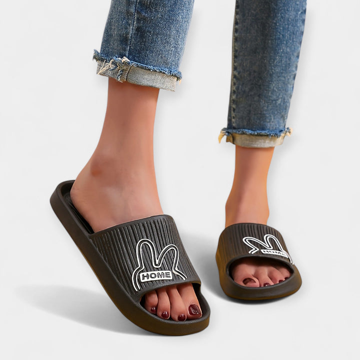 Jana - Protizdrsne Copate Za Dom In Kopalnico.