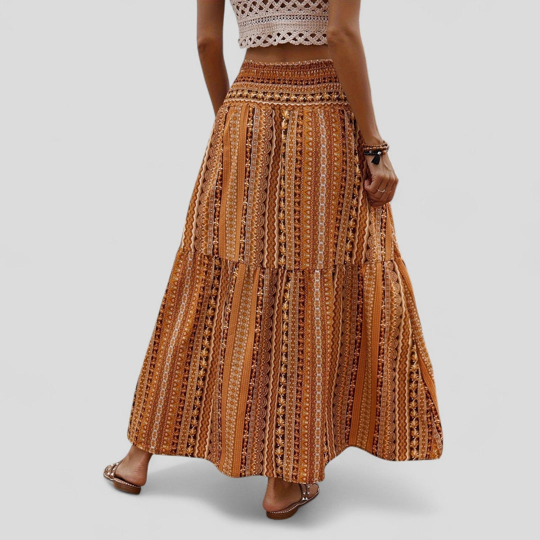 Čarna - Maxi krilo z nabranim pasom okoli srednjega dela