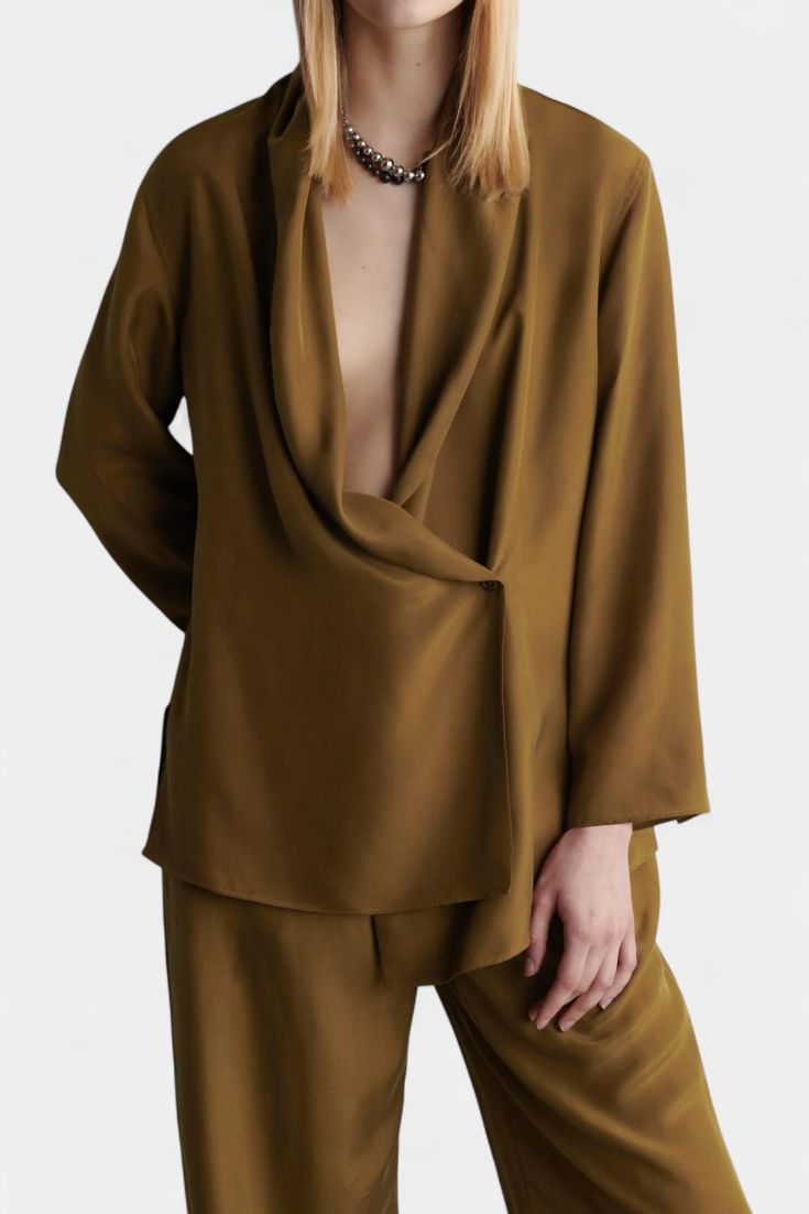 Riana - Komplet blazerja z Reverjem In Hlačami