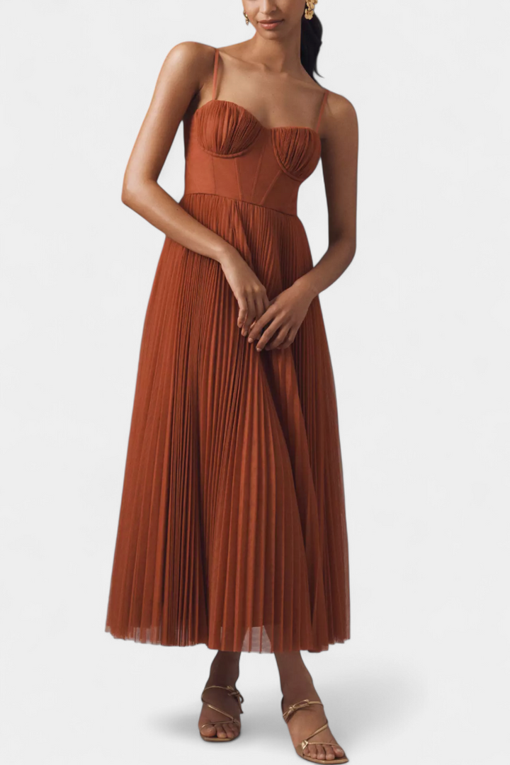 Nives - Plisirana šifonska obleka s srčastim dekoltejem in oblikovanim korzetom