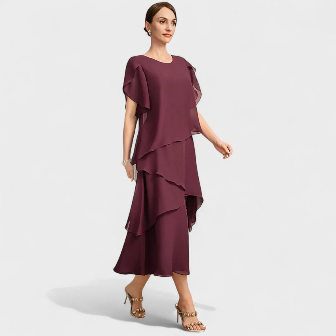 Clara - Oblačilo s Klasično Eleganco