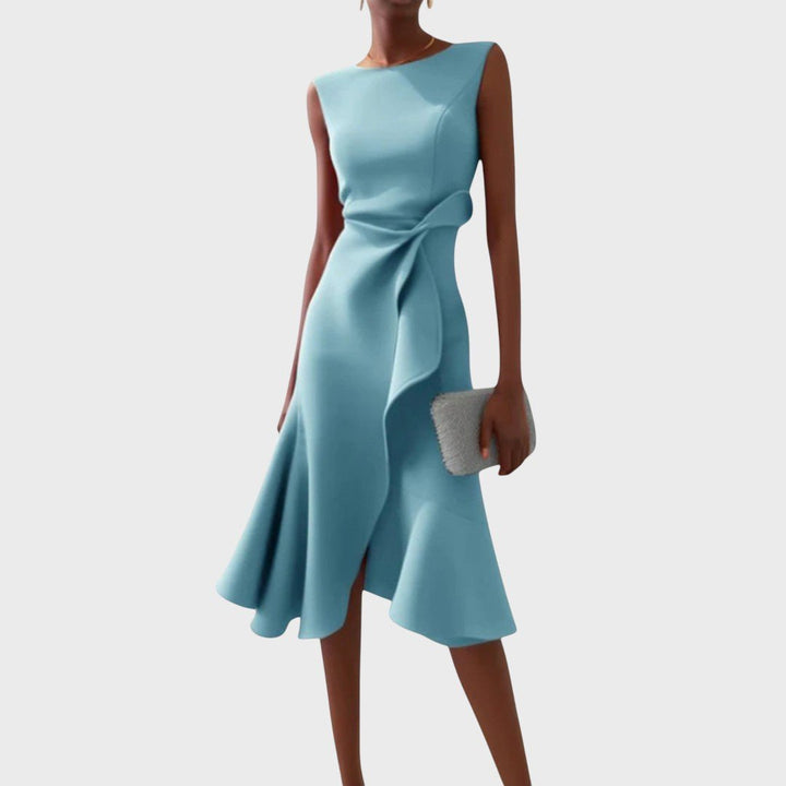 Katarina - Asimetrična Midi Obleka Nabranega Dizajna